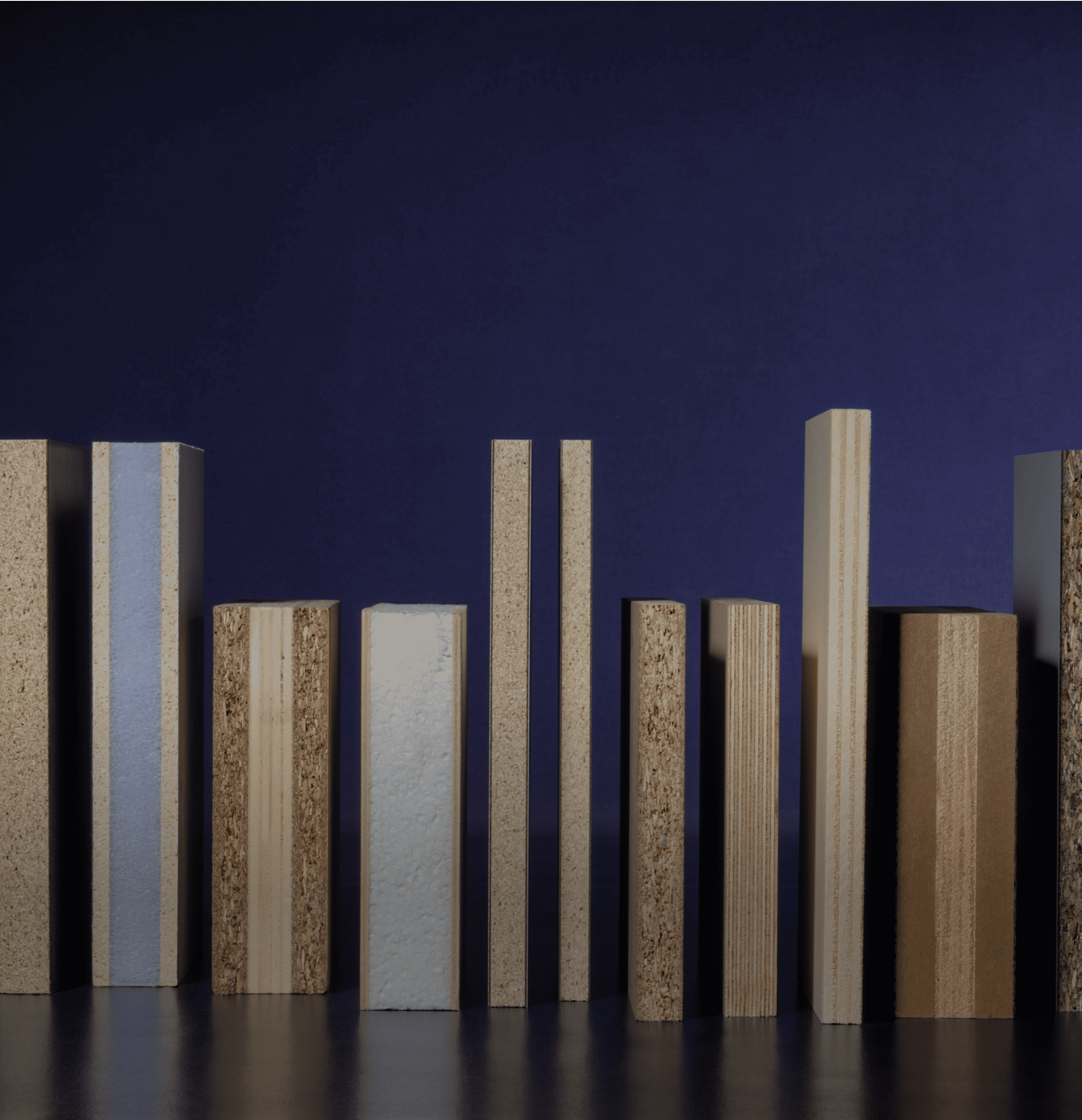 Wood-based veneer panels are ideal for the production of VR furniture components and boat accessories. Coil and sheet siding.-3